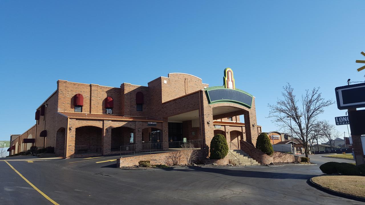 Baldknobbers Motor Inn ブランソン エクステリア 写真