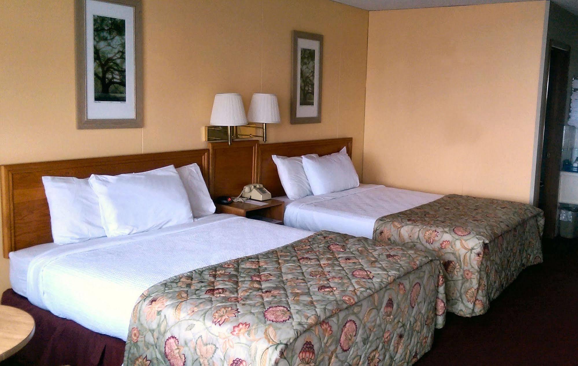 Baldknobbers Motor Inn ブランソン エクステリア 写真