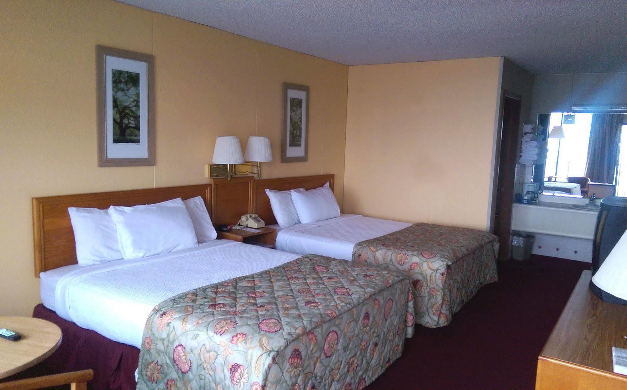 Baldknobbers Motor Inn ブランソン エクステリア 写真
